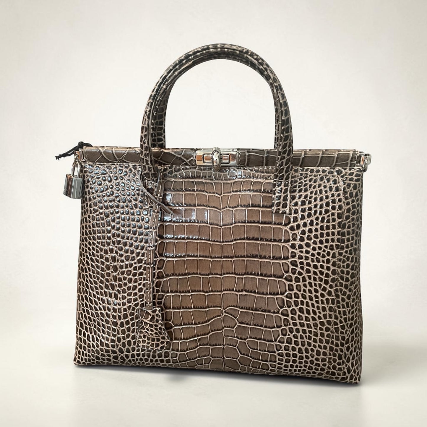 Lanzetti bag croco style