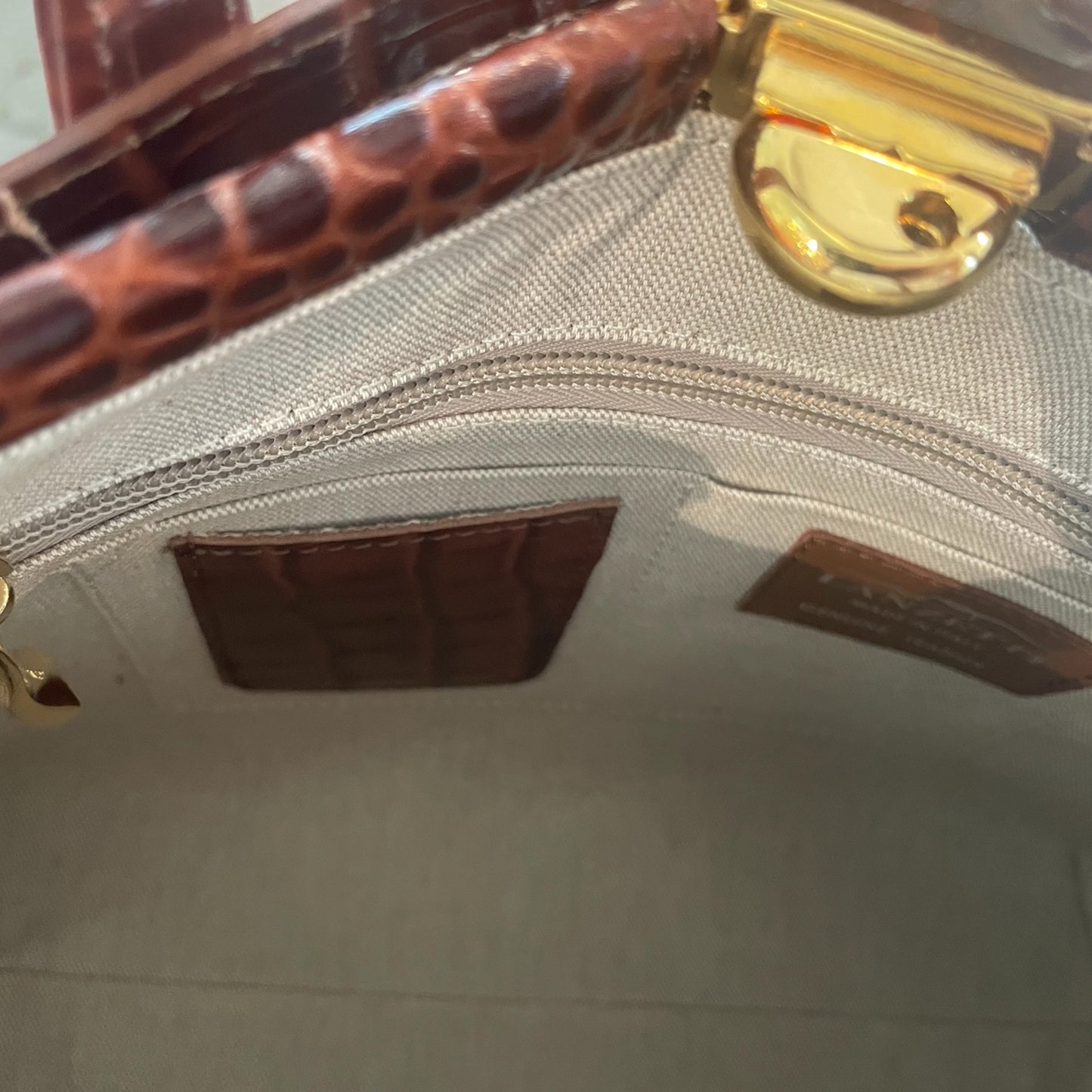 Lanzetti bag croco style