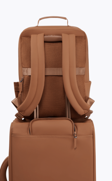 Lipault lost in Berlin Backbag für 15,6"