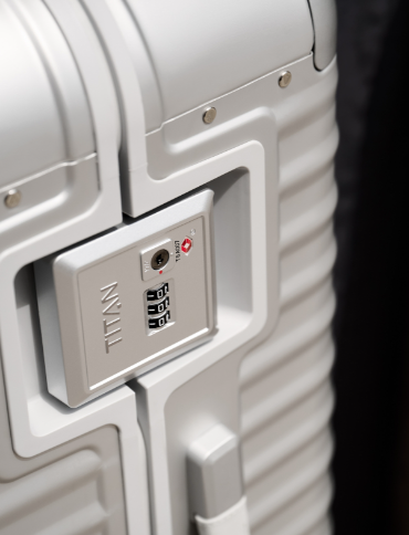 Titan Eternity Aluminium Large